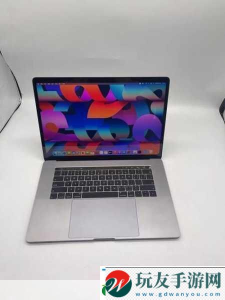 18歲macbookpro高清功能仍然值得擁有-1.-18歲MacBook-Pro：經(jīng)典設(shè)計與高清性能的完美結(jié)合 